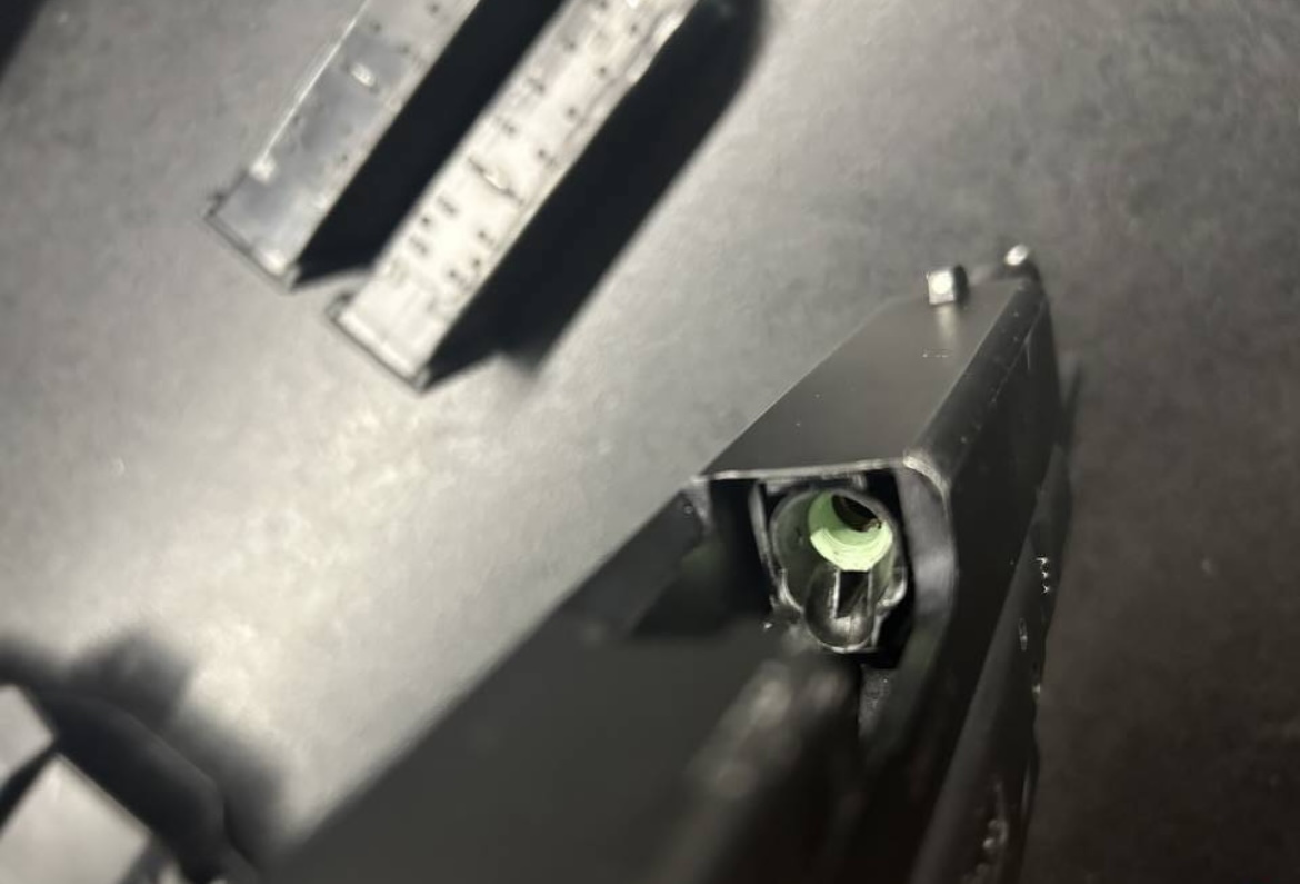 Pistolet Glock 17 GBB Tuning, masa części zapasowych