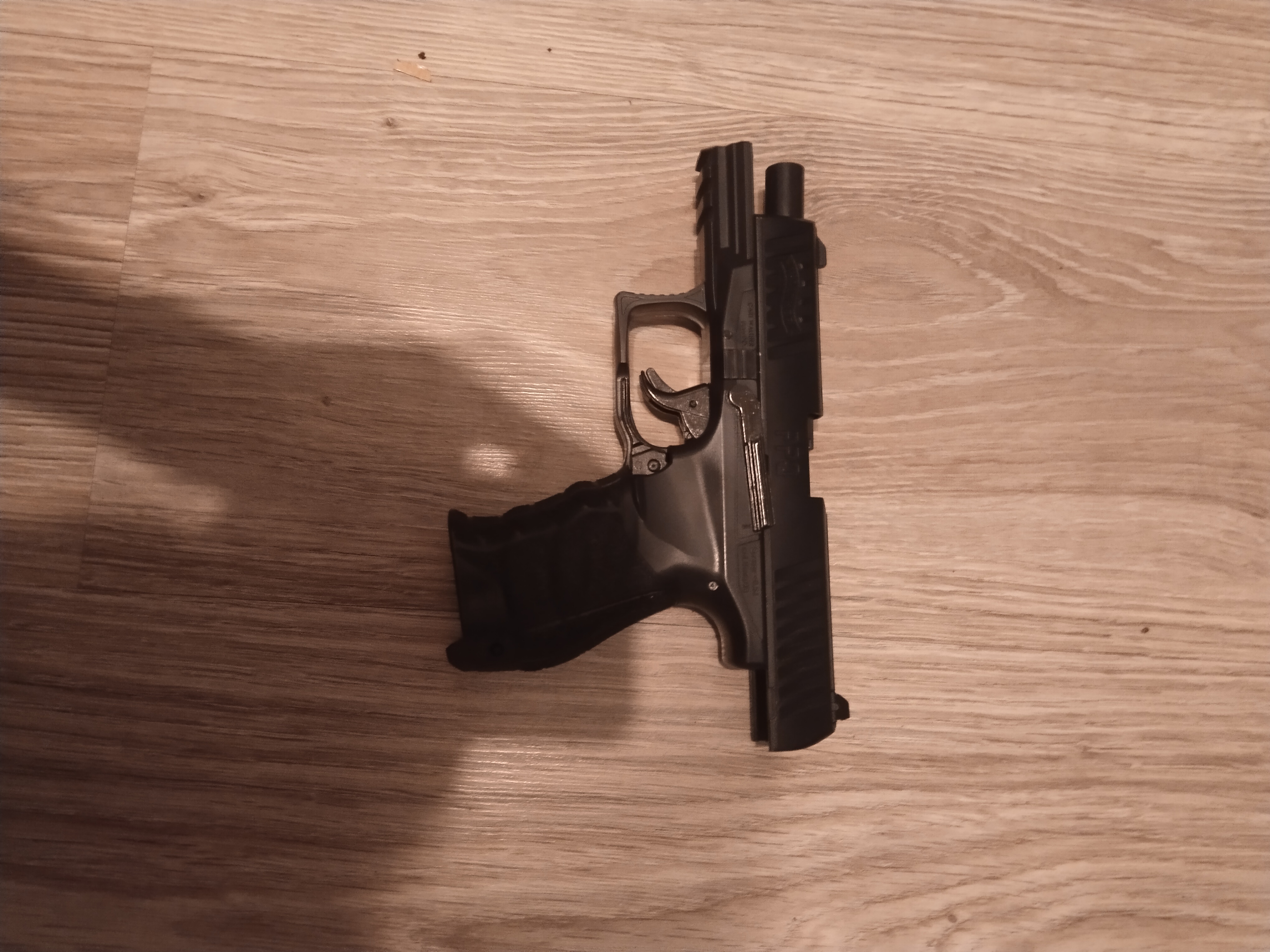 [SPRZEDAM] Replika sprężynowa Walther PPQ Umarex / ASG + 2 magi + kulki Specna Arms