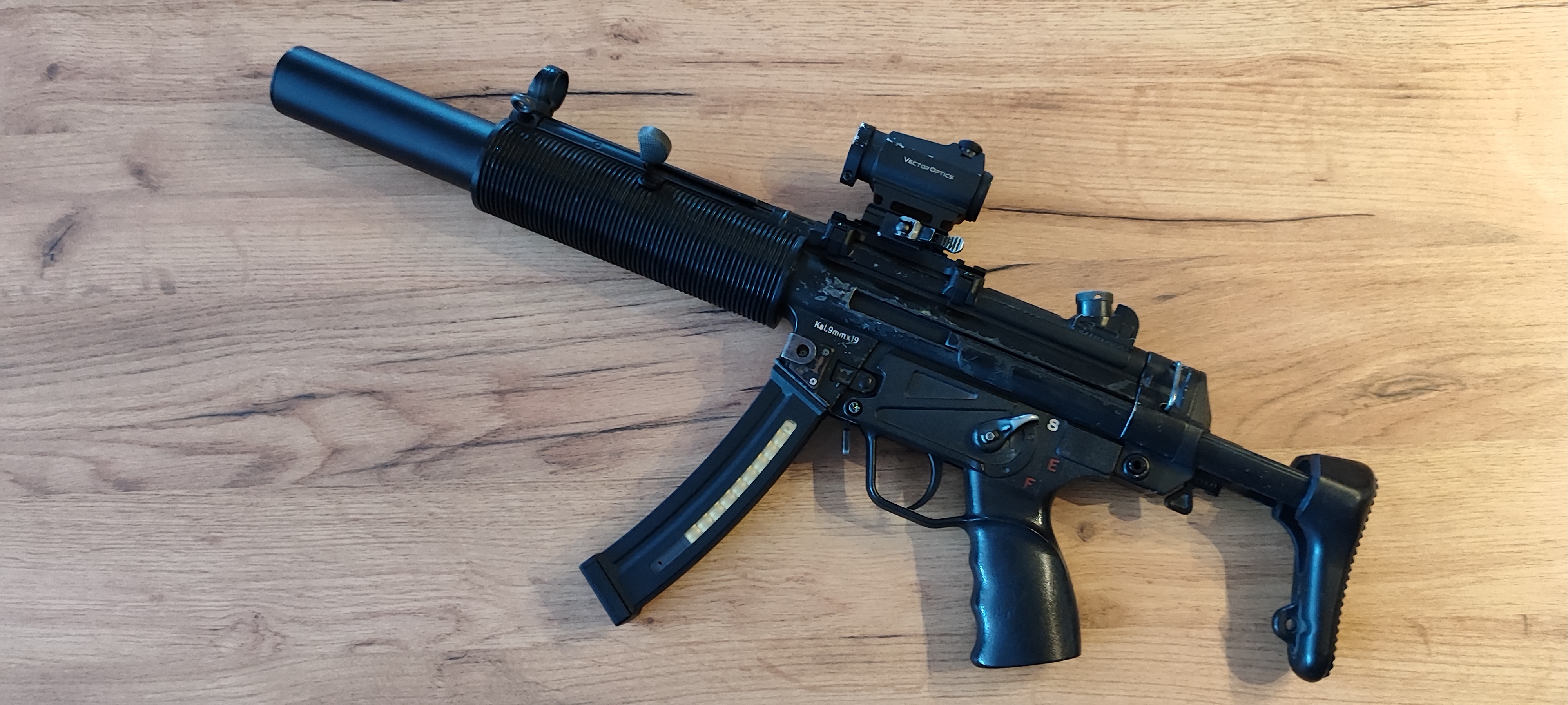 MP5 SD3 Classic Army B&T