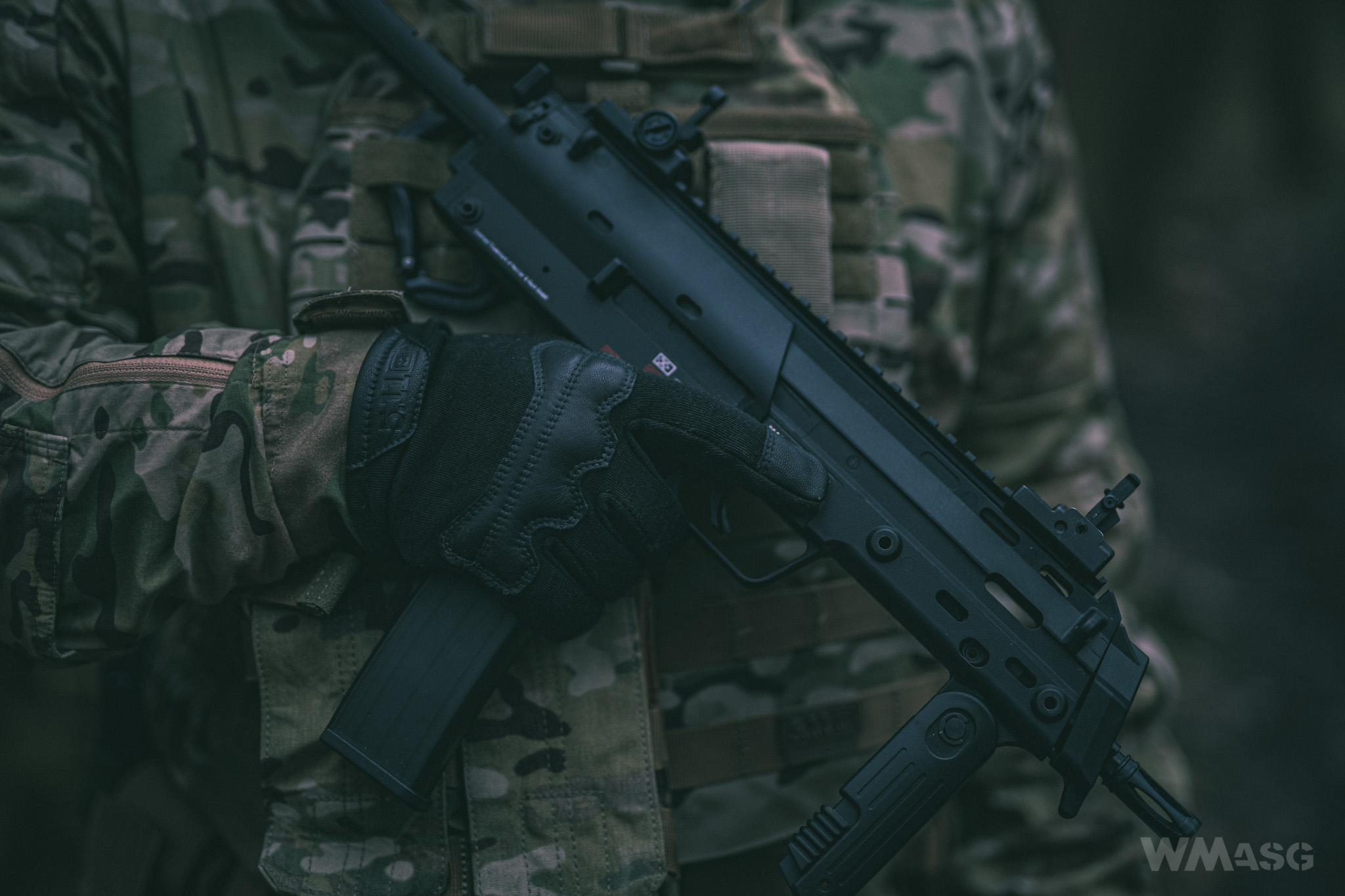 HK MP7A1 AEG - UMAREX/VFC- w terenie