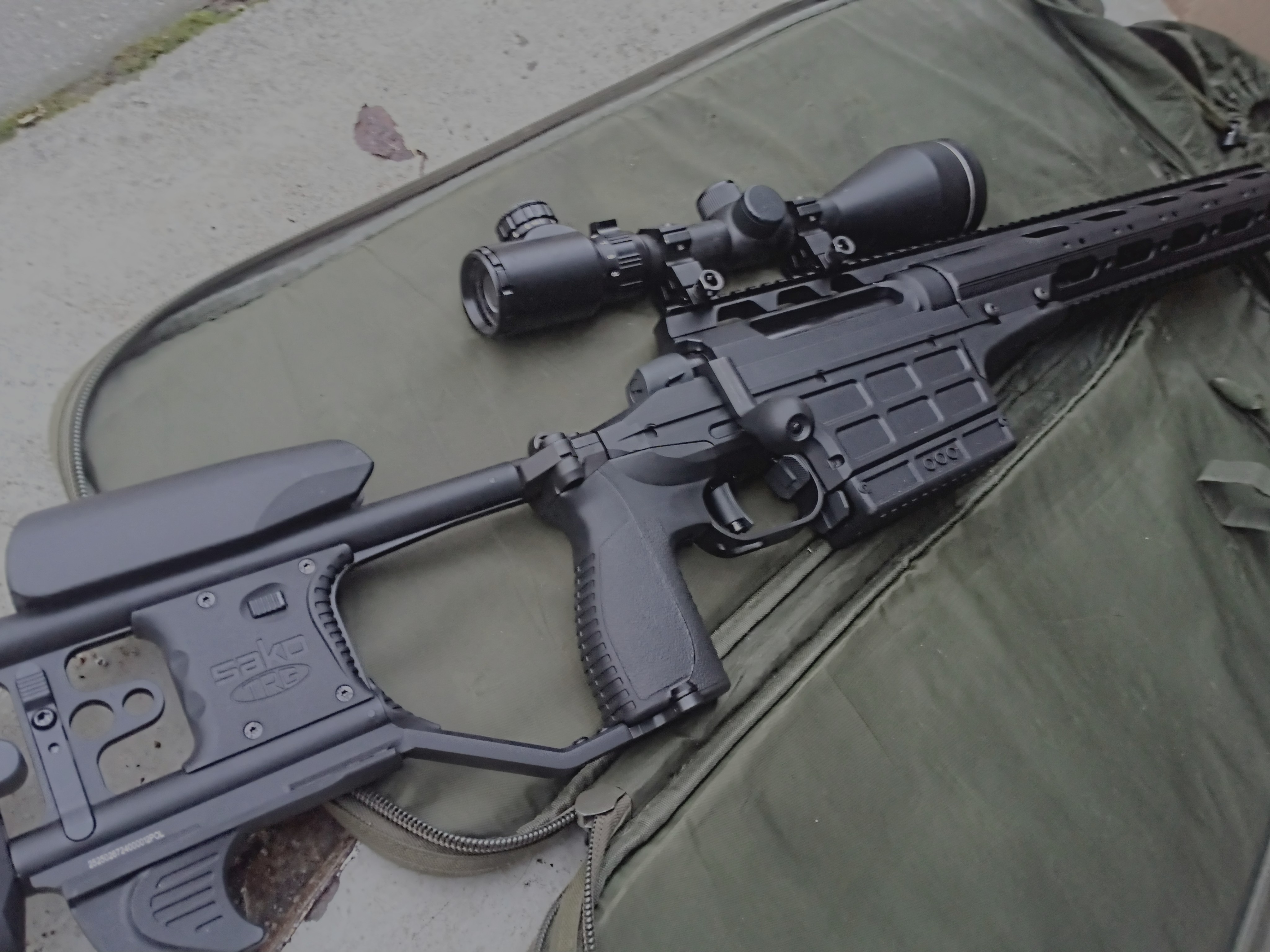 SAKO TRG M10 karabin snajperski po tuningu , solidny ciężki sprzęt