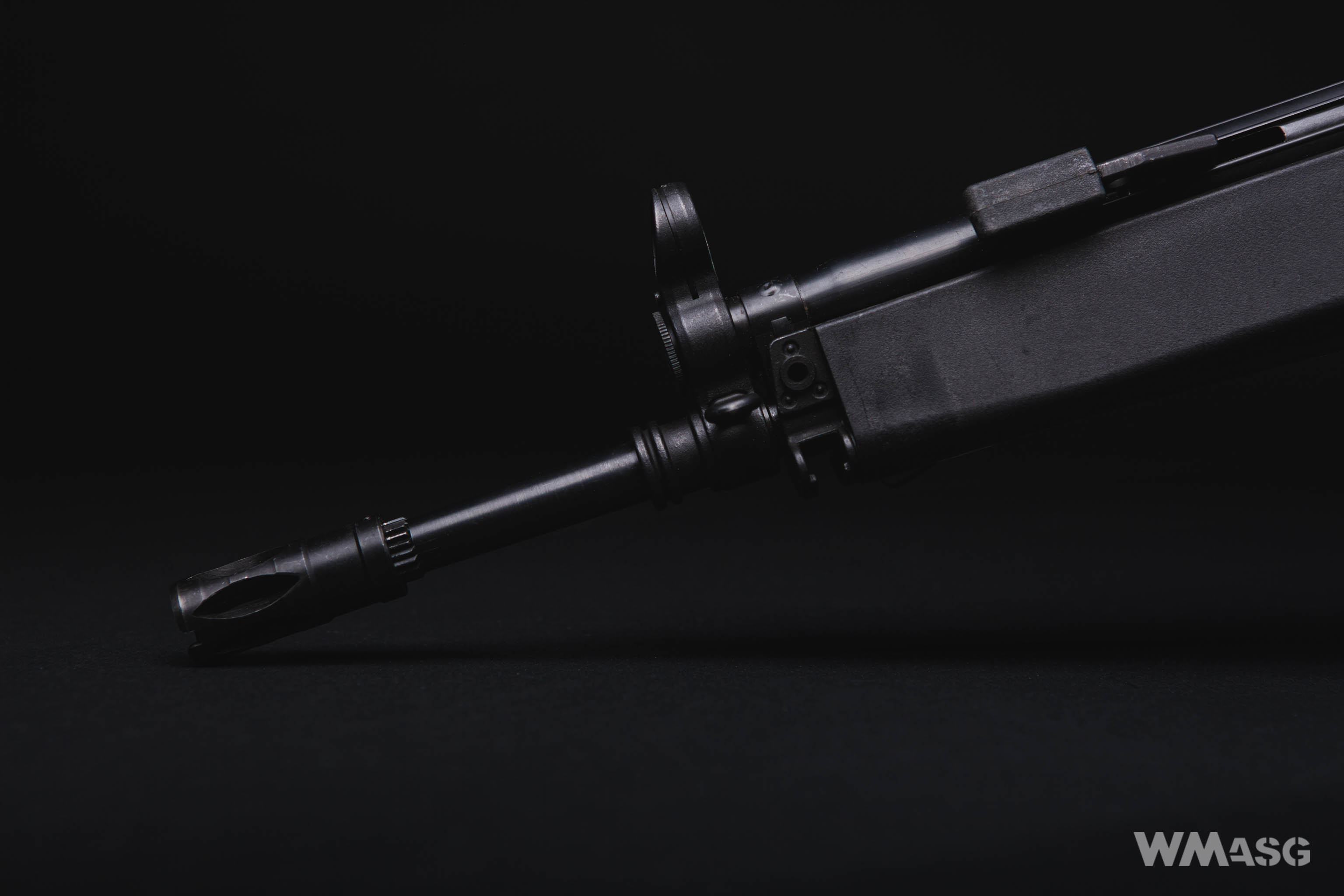LCT LK-33A2 (HK G33) z zewnątrz