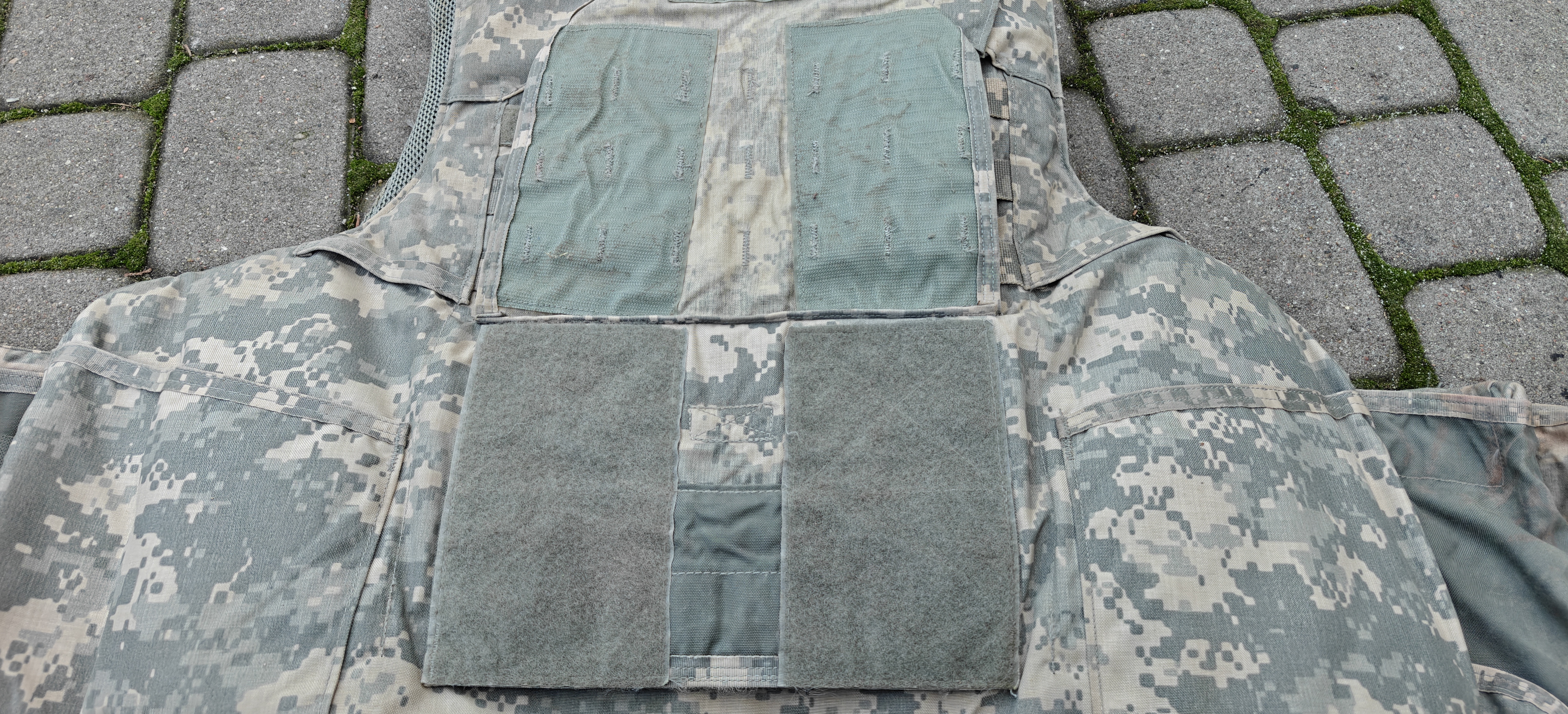 Kamizelka IOTV UCP US ARMY + wkłady.