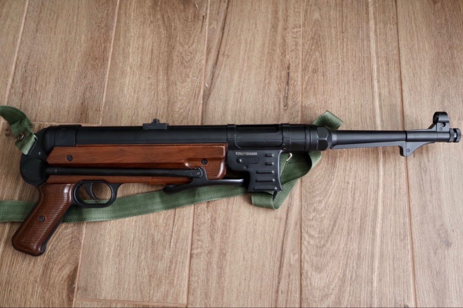 Sprzedam MP40 Aeg mp007 Cybergun