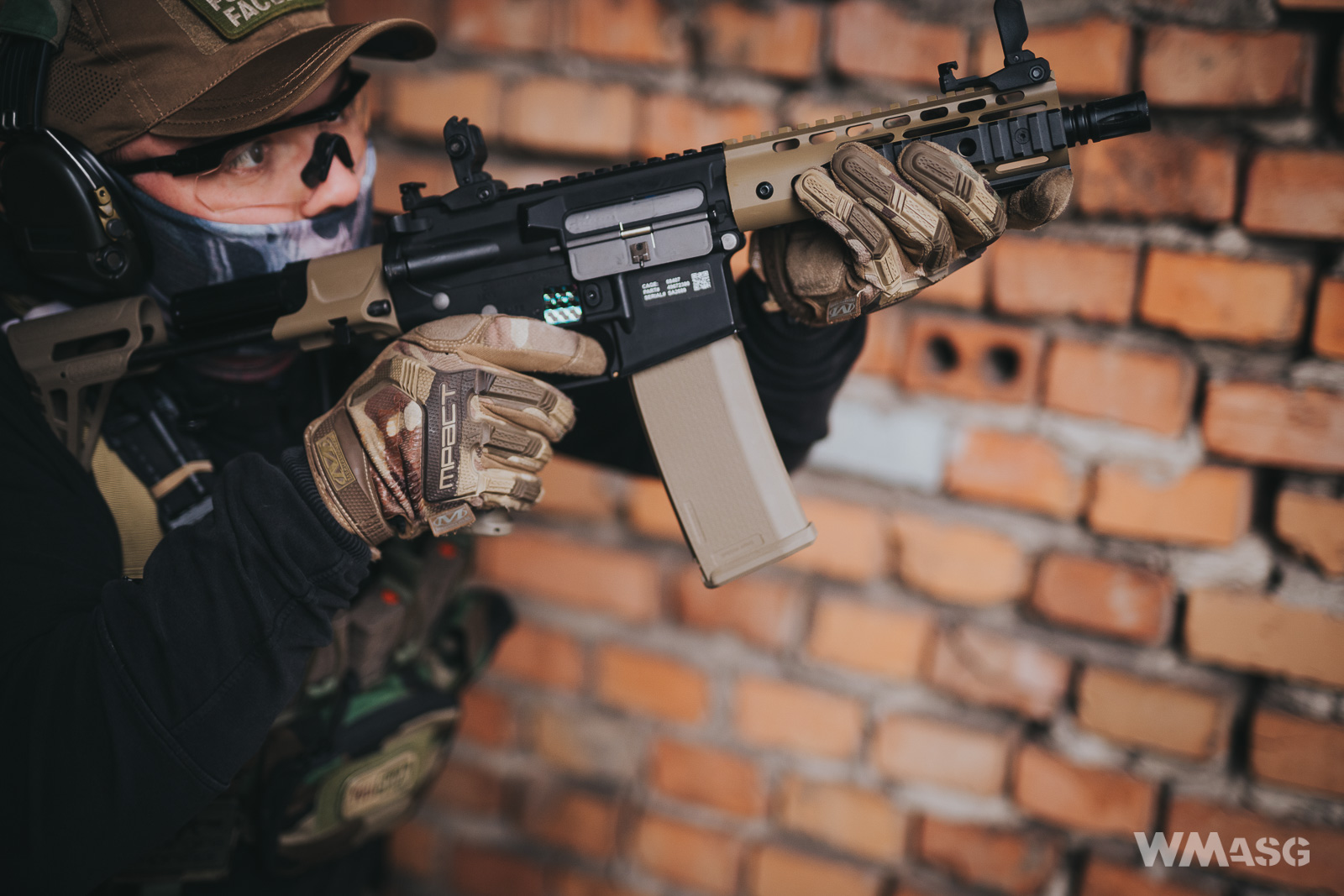 Specna Arms SA -E12 PDW Edge BK-TAN (sesja w terenie)