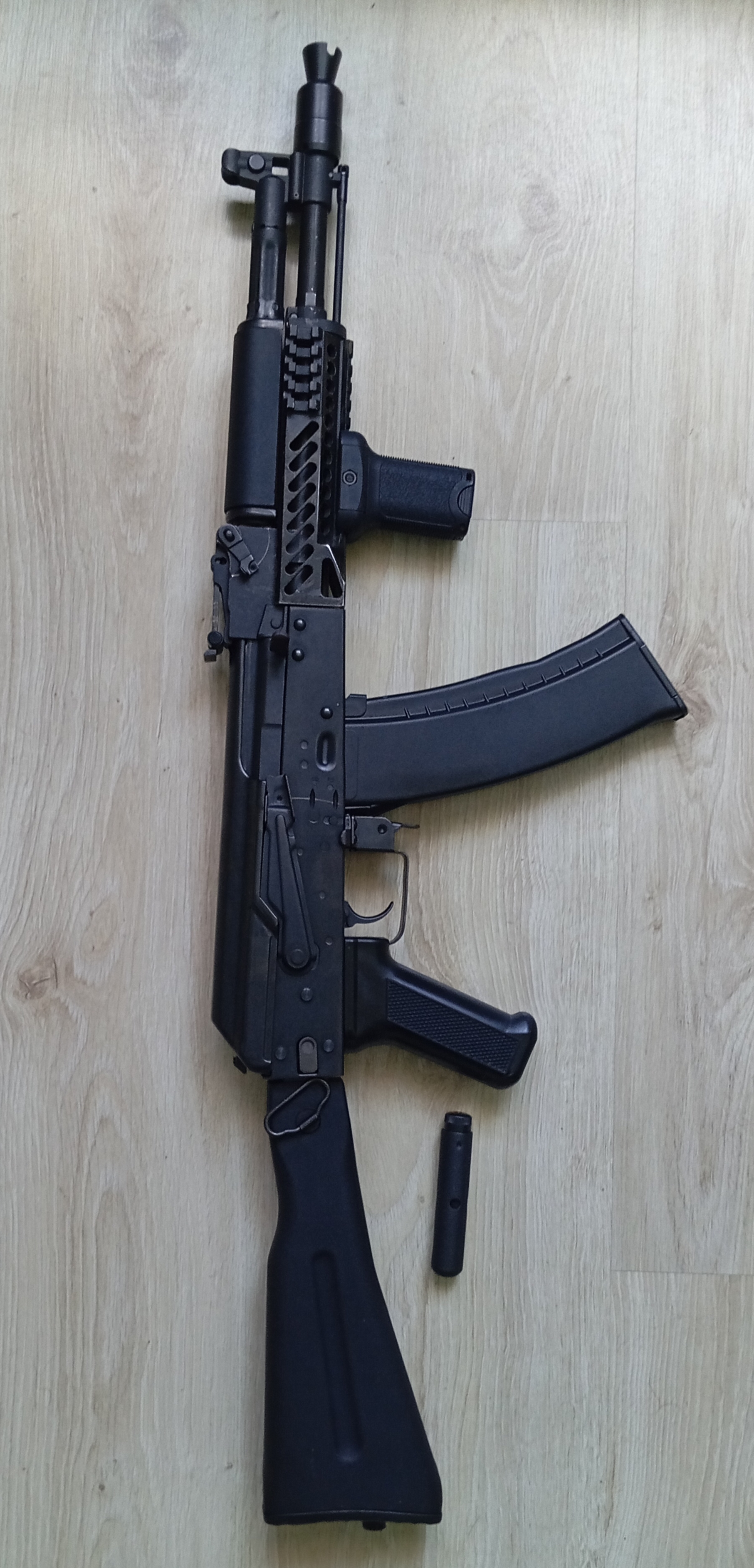 E&L AK 105