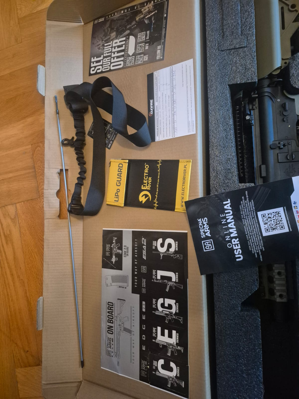 Replika karabinka RRA SA-E05 EDGE 2.0™ GATE ASTER- Half-Tan