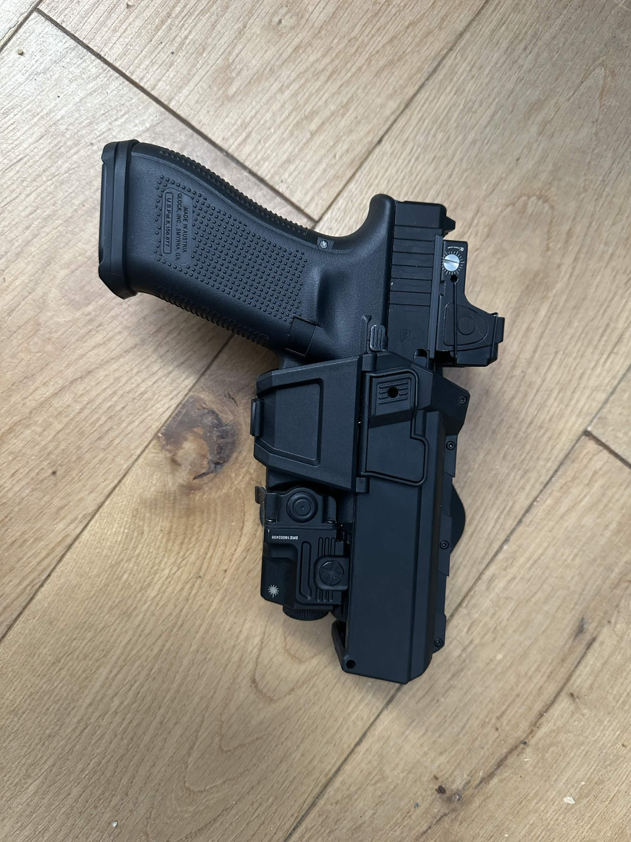 Kabura do Glocków z latarką