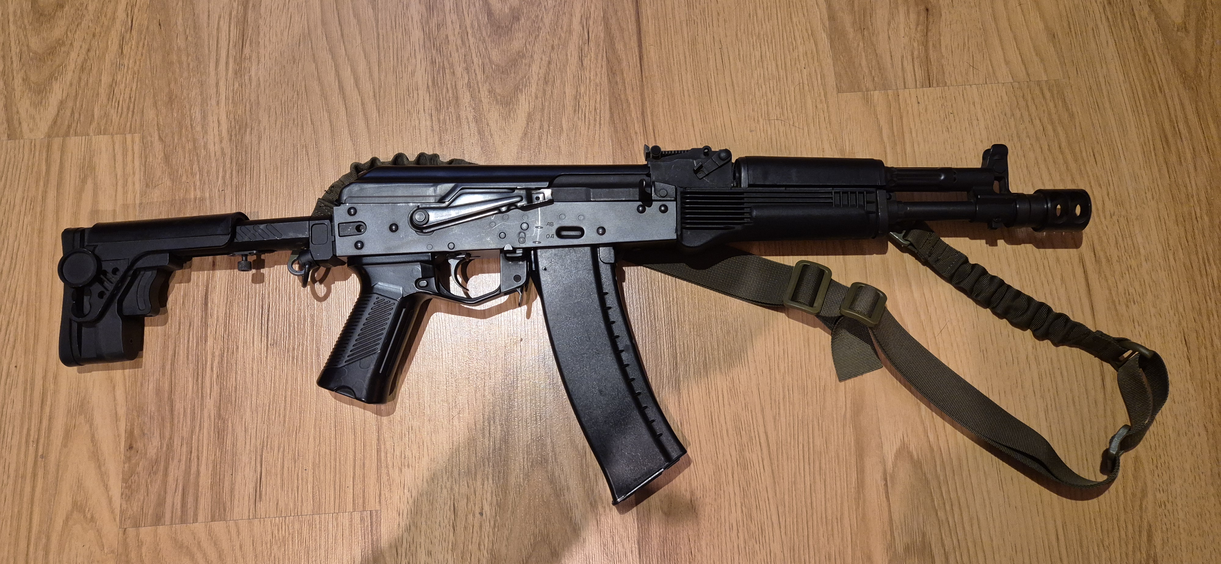 AK-105 LCT