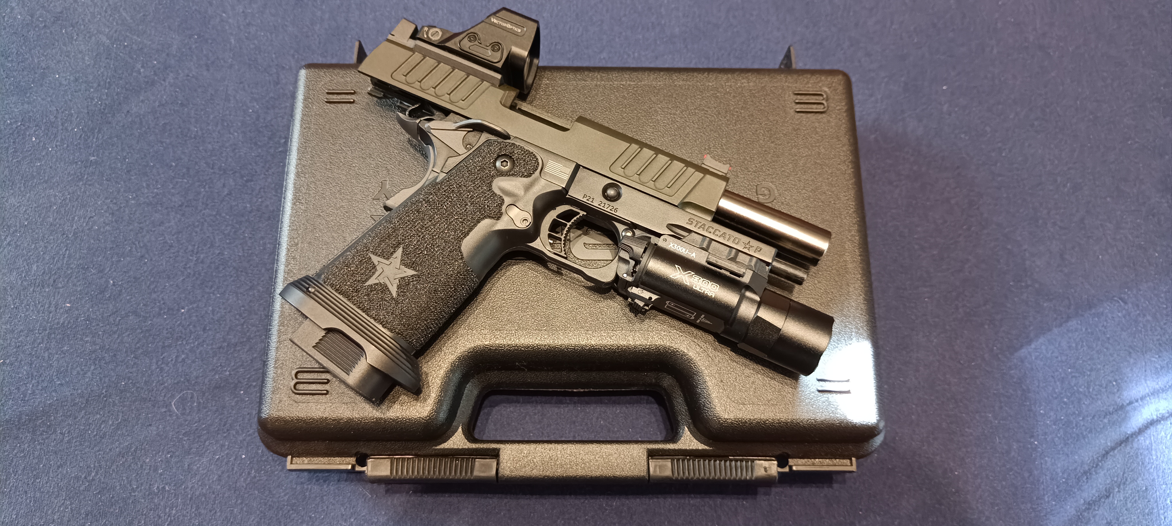 Army Armament R611-3A Staccato P + dodatki