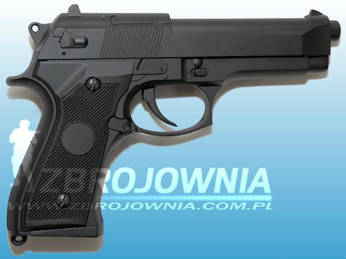 Pistolet Beretta 92F Metal Slide Cyma.jpg